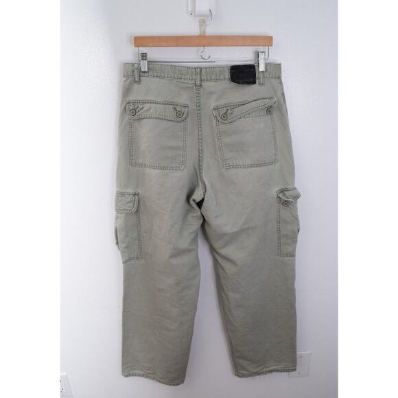 Vintage Levis SilverTab Cargo Pants Mens 33x34 Gray Utility Baggy Y2K 90s - Picture 2 of 7